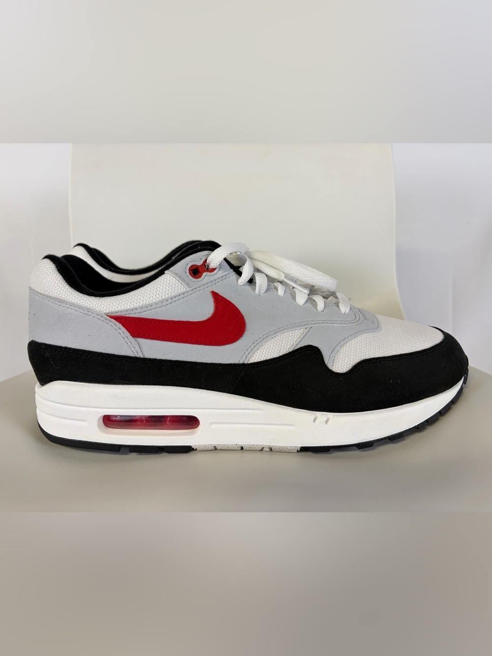 Nike Air Max 1 “Chilli 2.0” size 11